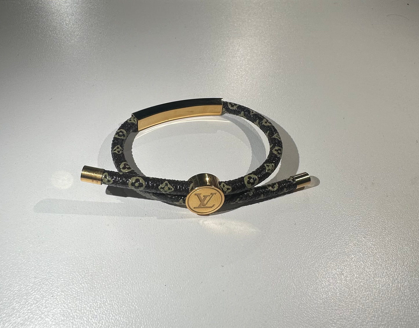 LV Pull Bracelet